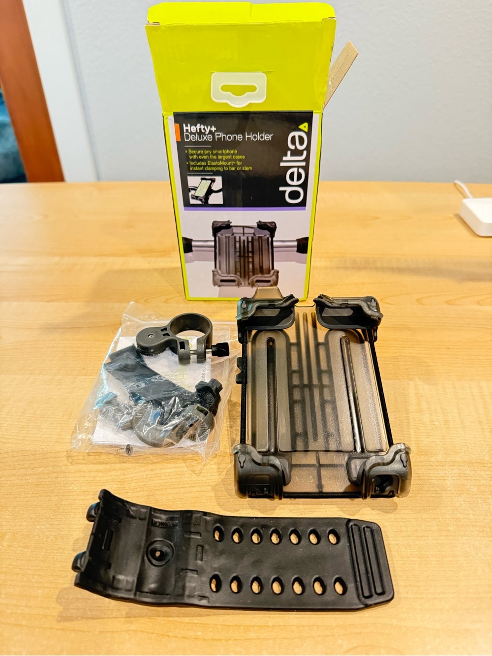 Delta Hefty+ Deluxe Phone Holder in Black (New & Unused)